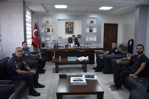 İlçemize Atanan Jan. Tğm. Ümit Vanlı'dan Kaymakamımıza Ziyaret 